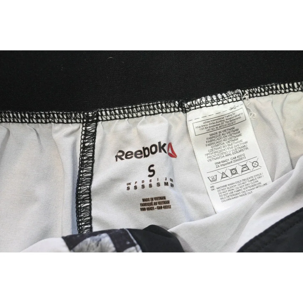 Reebok Crossfit Board Shorts Mens Small‎ Camo Star Print Athletic Excellent